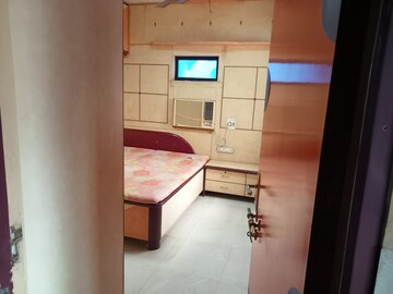 Bathroom in 2 BHK Apartment at Tata Glendale, Vasant Vihar – for Rent