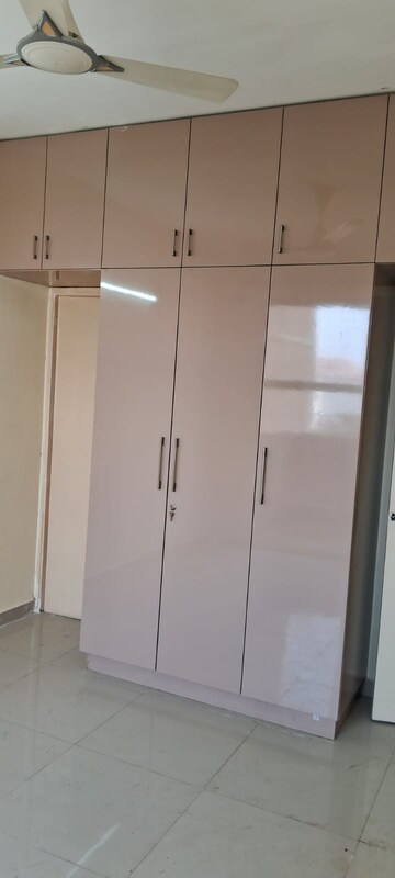 Furnished Amenities in 4 BHK Apartment at Solutrean Caladium, Sector 109 – for Rent