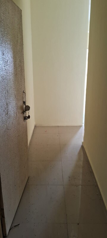 Bathroom in 4 BHK Apartment at Solutrean Caladium, Sector 109 – for Rent