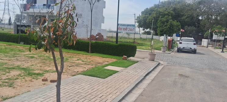 Garden, shf-homes  145 Sq.Yd. Plot In Farukh Nagar Sector 3 Gurgaon 8221899