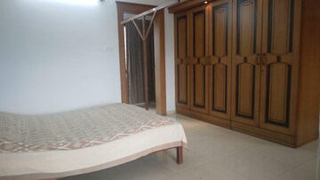 Bedroom in 3 BHK Apartment at Siddharth Estates, Kalyani Nagar – for Rent