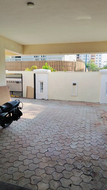 Parking in 4 BHK Villa at Magarpatta City Mulberry Gardens, Hadapsar – for Rent