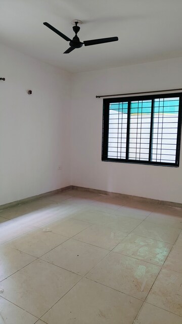 Room in 4 BHK Villa at Magarpatta City Mulberry Gardens, Hadapsar – for Rent