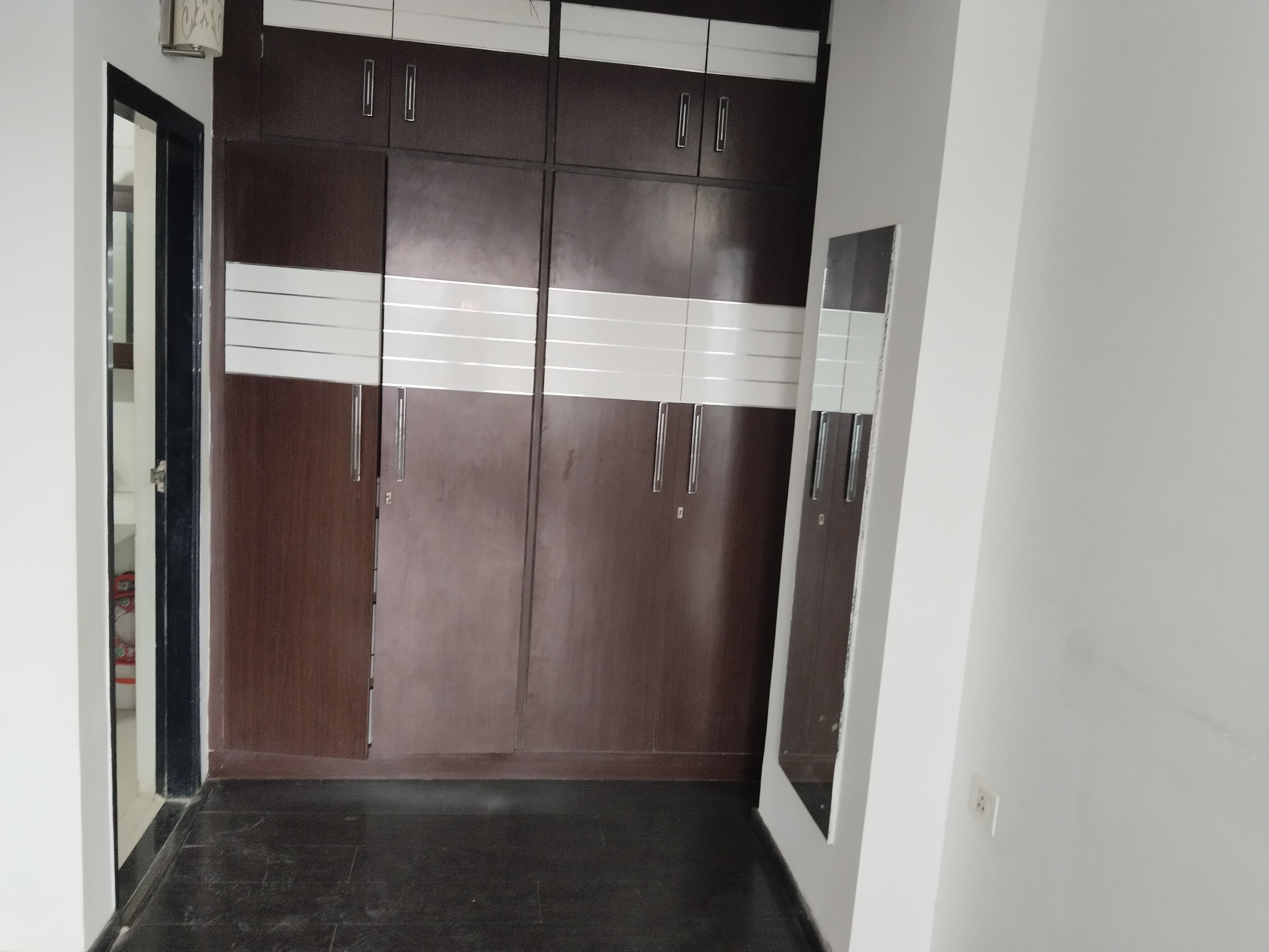 2.5 BHK + Study Room Apartment For Sale in Homes 121