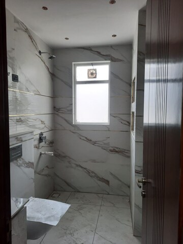 Bathroom in 4 BHK Builder Floor at Ansal Plaza Sector-23, Sector 23 – for Sale