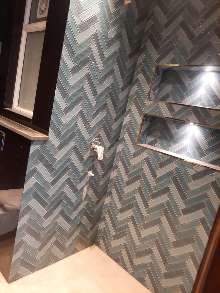  Parking, ansal-plaza-sector-23 4 Bedroom 307 Sq.Yd. Builder Floor In Sector 23 Gurgaon 8221991