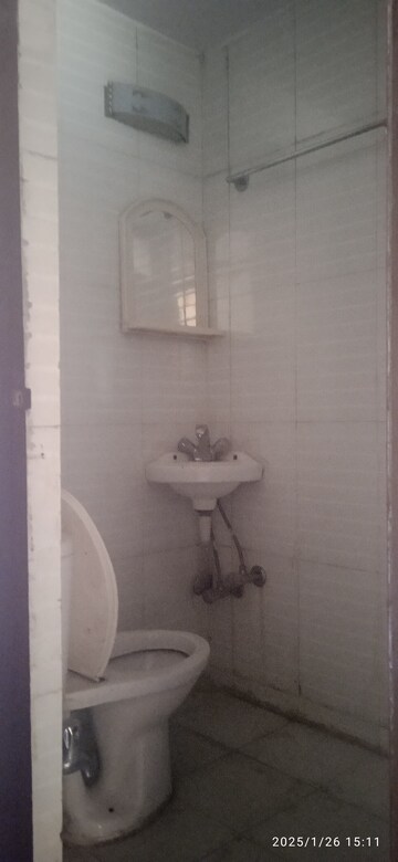 Bathroom in 4 BHK Apartment at Urja Towers, Sector 47 – for Rent