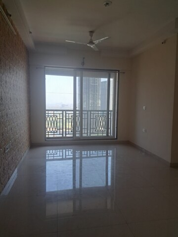 Room in 2 BHK Apartment at Paradise Sai Mannat, Kharghar – for Rent