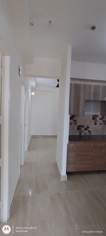 Bathroom in 2 BHK Apartment at Amrapali Empire, Sain Vihar – for Rent