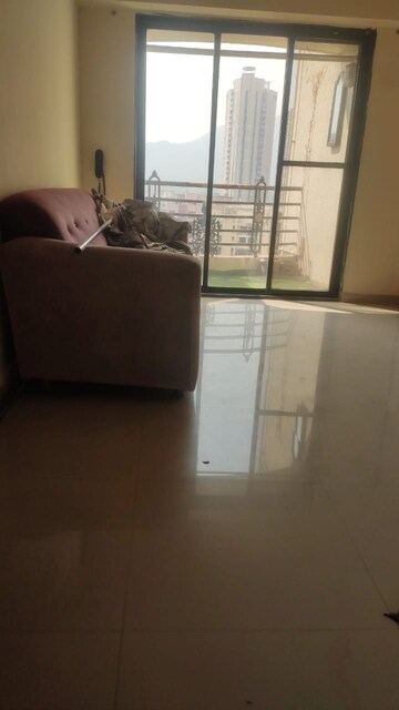 Room in 2 BHK Apartment at Puranik City, Kasarvadavali – for Rent