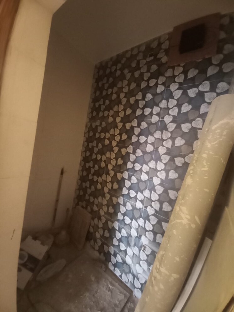 Kitchen, shastri nagar 4 Bedroom 90 Sq.Mt. Independent House In Shastri Nagar Ghaziabad 8222111