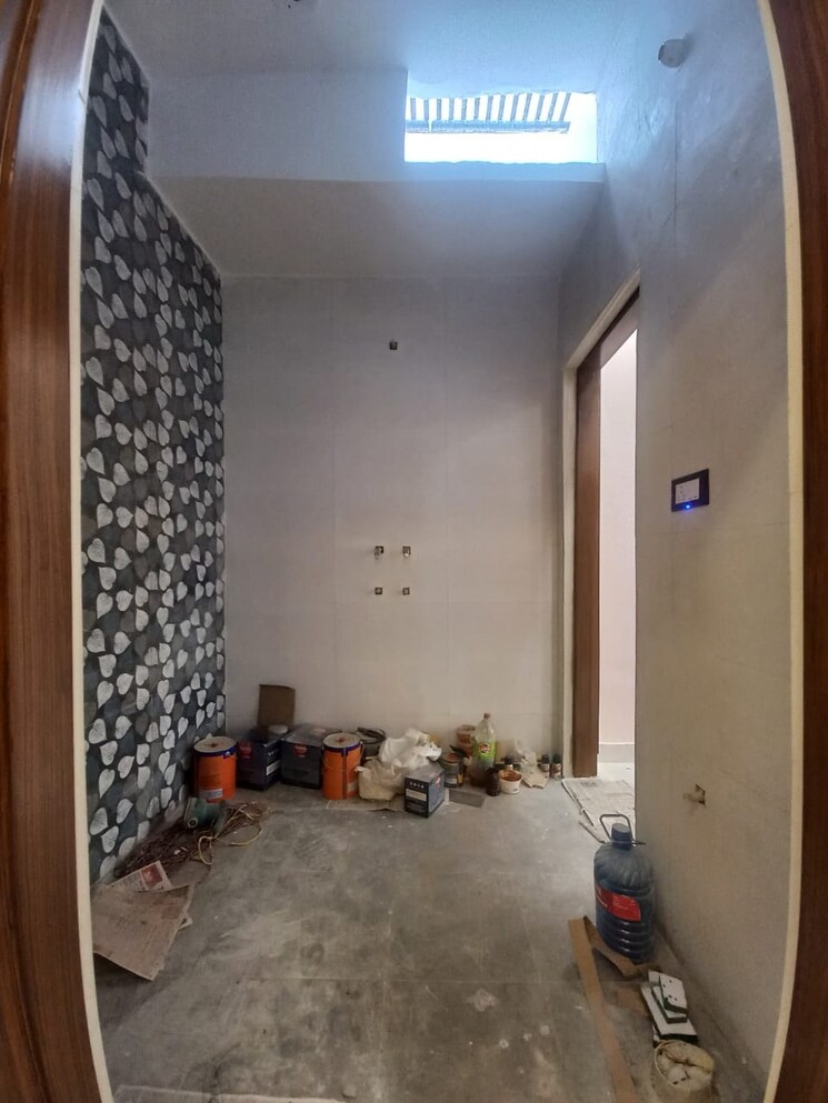 Bathroom, shastri nagar 4 Bedroom 90 Sq.Mt. Independent House In Shastri Nagar Ghaziabad 8222111