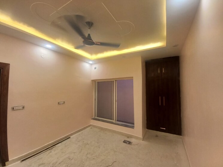 Room, shastri nagar 4 Bedroom 90 Sq.Mt. Independent House In Shastri Nagar Ghaziabad 8222111