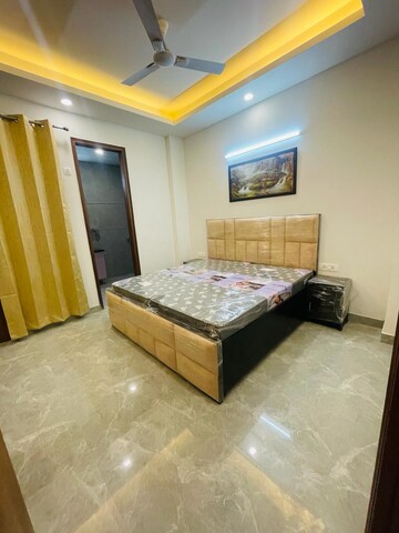 Living Room in 2 BHK Apartment at Sector 51 – for Rent