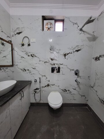 Bathroom in 3.5 BHK Builder Floor at Sector 39 – for Sale