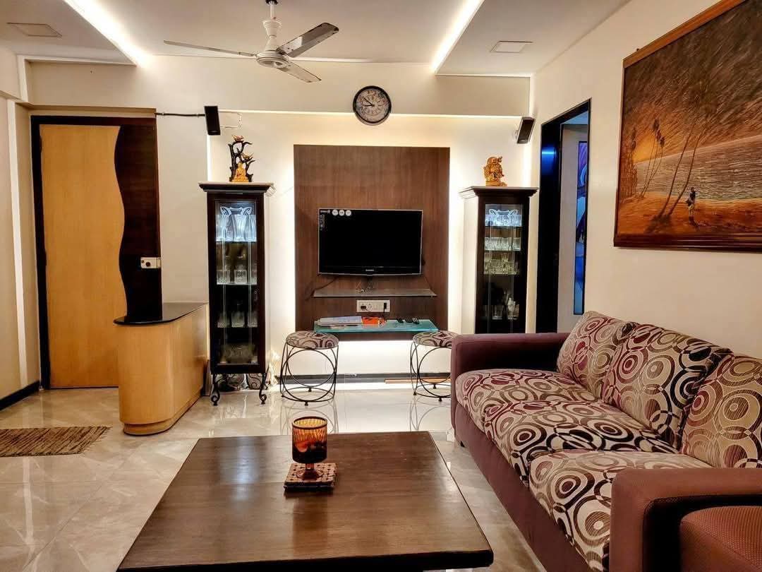 2 BHK 800 Sq.Ft. Apartment in Barcelona CHS