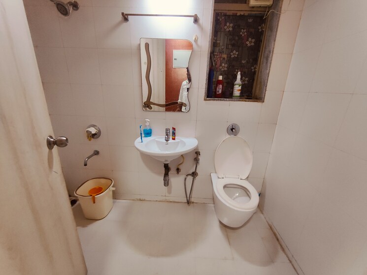 Bathroom, lodha-casa-rio 2 Bedroom 873 Sq.Ft. Apartment In Dombivli East Thane 8222186
