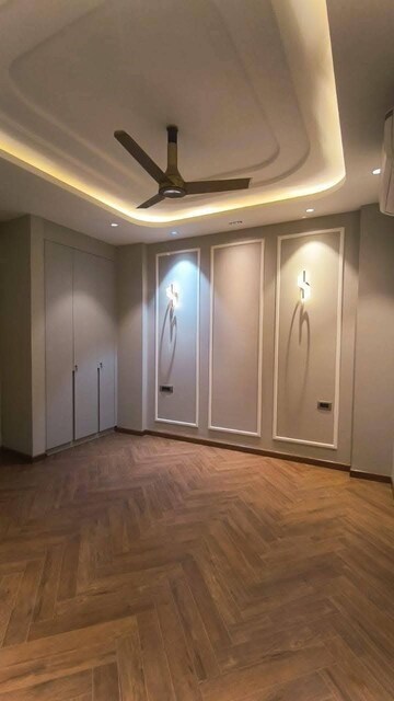 Building Lobby in 3 BHK Apartment at Ireo Victory Valley, Sector 67 – for Sale