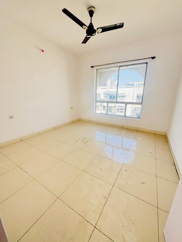 Room in 3 BHK Apartment at Karia Konark Campus, Viman Nagar – for Rent