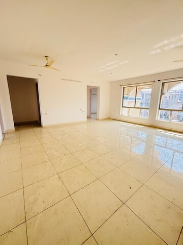 Room in 3 BHK Apartment at Karia Konark Campus, Viman Nagar – for Rent