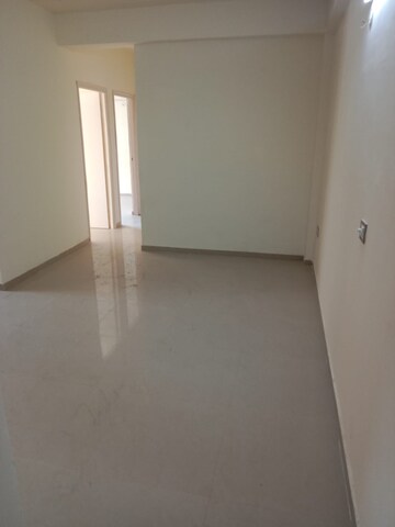 Room in 2 BHK Apartment at Signature Global Signum 95, Sector 95a – for Rent
