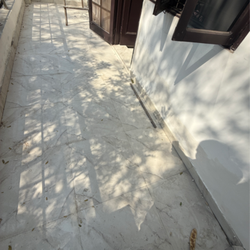 Balcony in 2 BHK Builder Floor at Palam Vihar Residents Association, Palam Vihar – for Rent