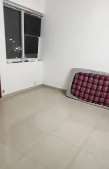 Room in 2 BHK Apartment at 3C Lotus Zing, Sector 168 – for Rent