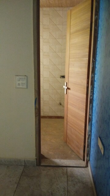 Bathroom in 3 BHK Builder Floor at BPTP Park Central, Sector 85 – for Rent