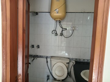 Bathroom in 3 BHK Apartment at Ardee City The Residency, Sector 52 – for Rent