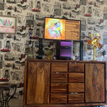 Furnished Amenities in 3 BHK Apartment at Ansal API Versalia, Sector 67a – for Rent
