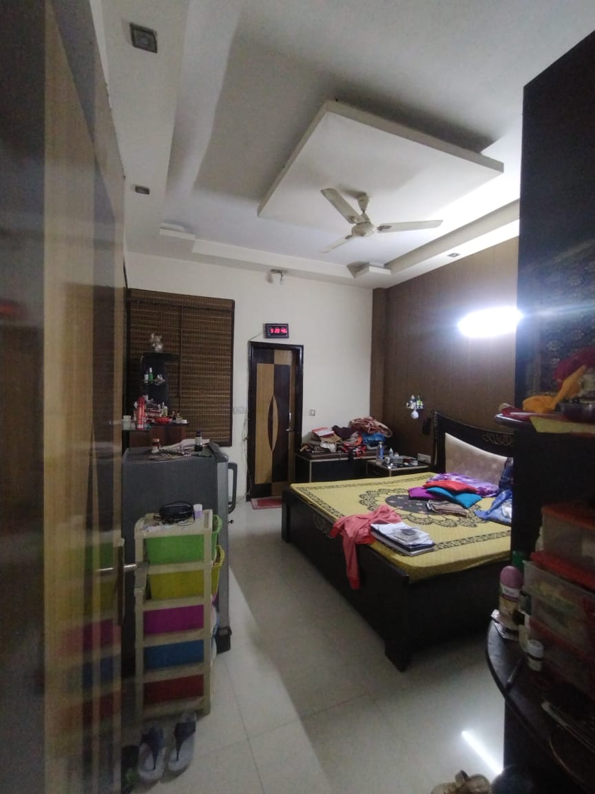 6+ BHK + Pooja Room Independent House For Sale in Unique Arcade Vasundhara