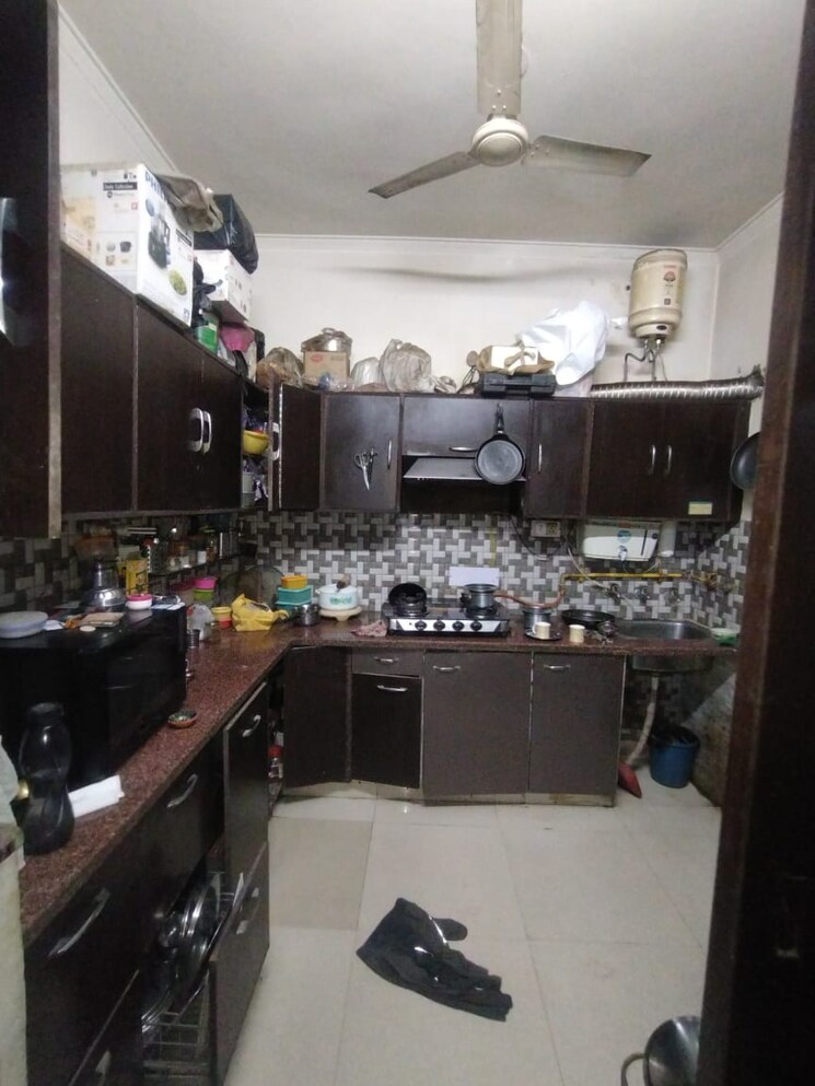 Kitchen, unique-arcade-vasundhara 6+ Bedroom 2800 Sq.Ft. Independent House In Vasundhara Sector 13 Ghaziabad 8222446