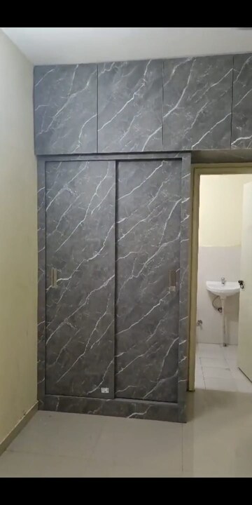 Bathroom in 2 BHK Apartment at Pyramid Heights, Sector 85 – for Rent