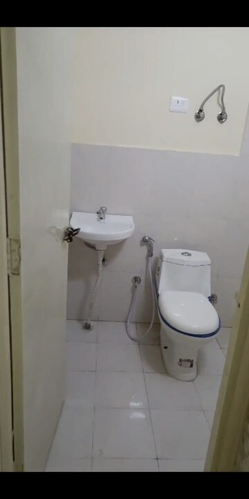 Bathroom in 2 BHK Apartment at Pyramid Heights, Sector 85 – for Rent