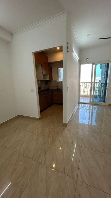 Room in 2 BHK Apartment at Gaur City 2 - 16th Avenue, Sector 16c Greater Noida – for Sale