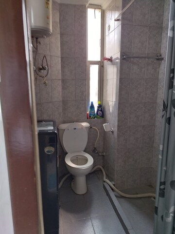 Bathroom in 2 BHK Builder Floor at DLF Silver Oaks, Sector 26 – for Rent