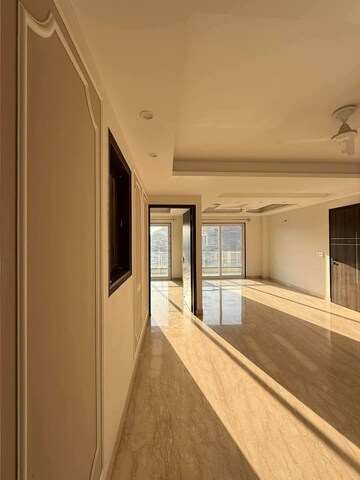 Building Lobby in 3 BHK Apartment at Emaar Digi Homes, Sector 62 – for Rent