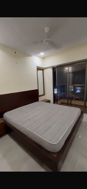 2 BHK Apartment For Rent in New Petit Mansion Grant Road Mumbai  8222529