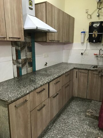 Kitchen in 1 BHK Builder Floor at Sector 27 – for Rent