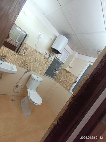 Bathroom in 2 BHK Apartment at Amrapali Golf Homes, Sector 4, Greater Noida – for Rent