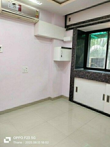 Room in 2 BHK Apartment at Cosmos Jewels, Ghodbunder Road – for Rent