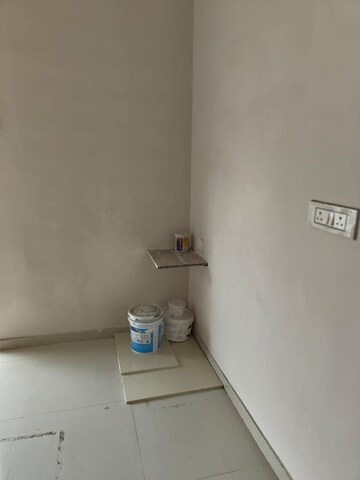 Furnished Amenities in 2 BHK Apartment at Pyramid Heights, Sector 85 – for Sale