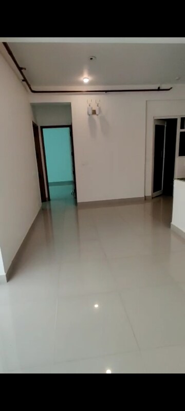 Room in 2 BHK Apartment at Panchsheel Greens II, Sector 16 Greater Noida – for Sale