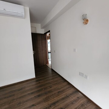 Room in 3 BHK Apartment at Adani Samsara Vilasa, Sector 63 – for Rent