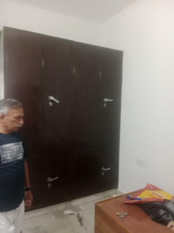 Furnished Amenities in 2 BHK Builder Floor at Sector 18 – for Rent