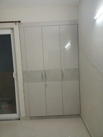 Master Bedroom in 2.5 BHK Apartment at Tata Eureka Park, Sector 150 – for Rent