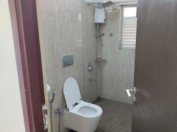Attached Bathroom in 2 BHK Apartment at Swastik Park, Chembur – for Rent