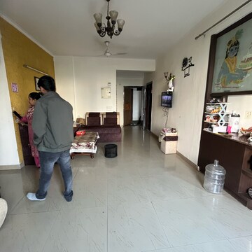 Parking in 3 BHK Apartment at Amrapali Zodiac, Sector 120 – for Rent