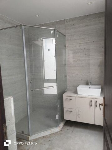 Bathroom in 4 BHK Builder Floor at Auram Floor, South City 2 – for Sale