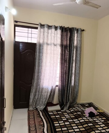 Room in 3 BHK Builder Floor at Dhakoli Village – for Sale